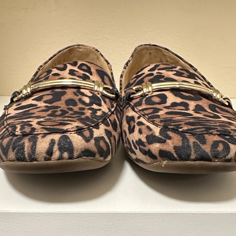 Naturalizer Leopard Pattern Flats - Picture 7 of 8